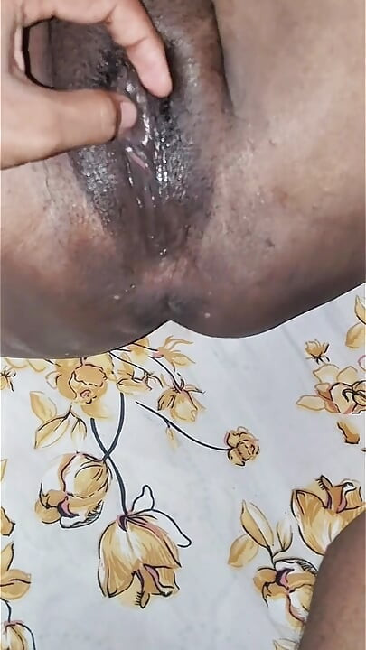 Belle-Mère Indienne Baisée Fort par son Beau-Fils quand Elle est Seule Avec Lui