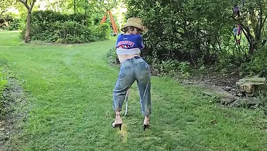 ONLY FAN leak Face Exposed Mistress Thursday Getting ready for the Game with her Big Tits bouncing