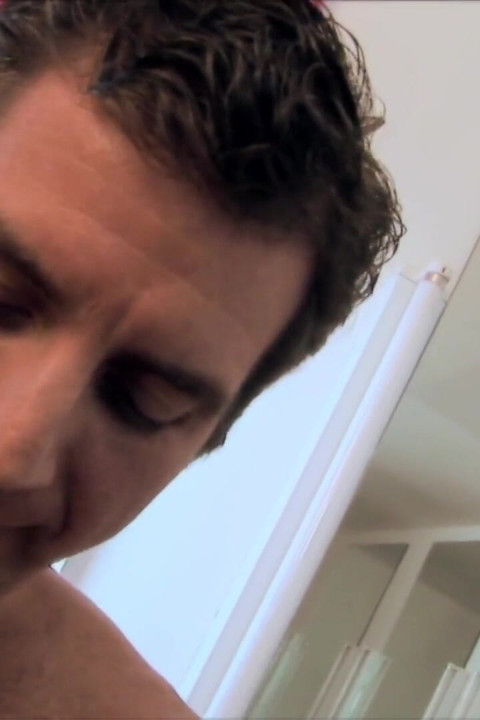 Gorgeous blondes get fucked by a manly guy at the salon