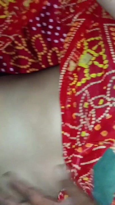 Sex in relationships, illicit relationship between father-in-law and daughter-in-law of Desi village, enjoying father-in-law and daughter-in-law's land all night, daughter-in-law in father-in-law's arms all night | Clip 1