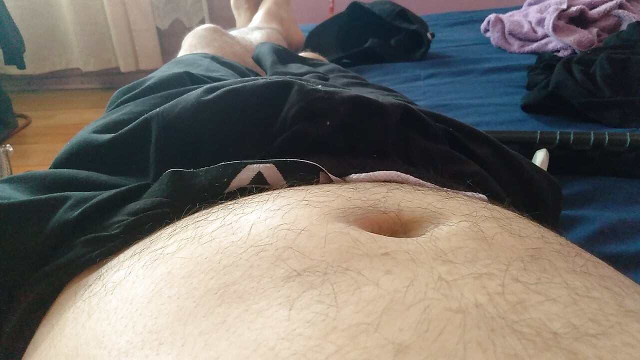 Amateur musclé avec un gros pénis, fan de sexe hard