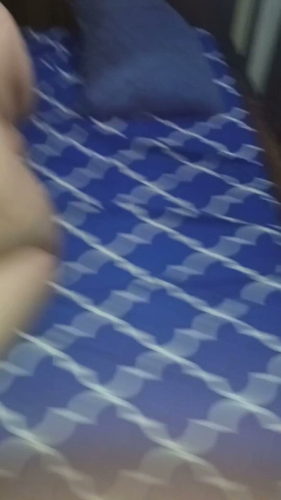 Indijsko ogromno dupe na svastici njena četvorka da dobije creampie u dupe | Klip 1
