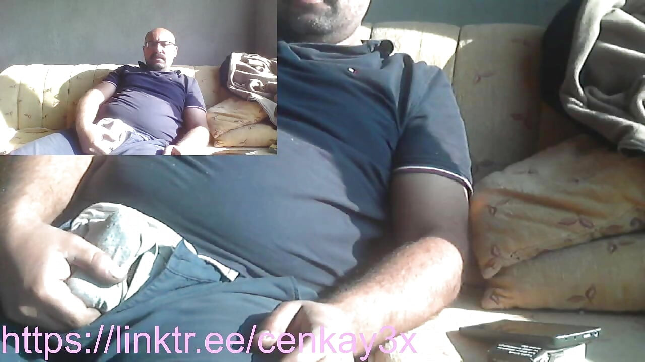 パパは放送中だった