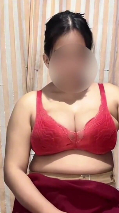 義理の妹にマッサージしてもらっただけだ | クリップ 2
