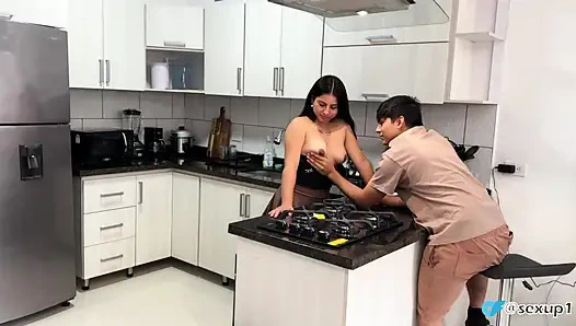 Delicious white ass was resting in my kitchen and I cum in the