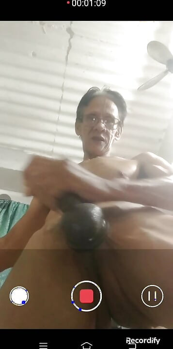 After take a bath of assy i massage my dick so pleasured