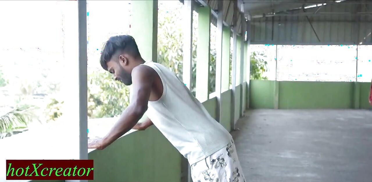 Cowok kulit hitam India ngentot sama tetangga kakak ipar india yang cantik! Video rekaman seks tante seksi india!