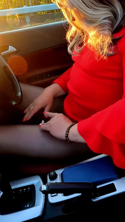 Amaterski transvestit Kellycd2022 na suncu