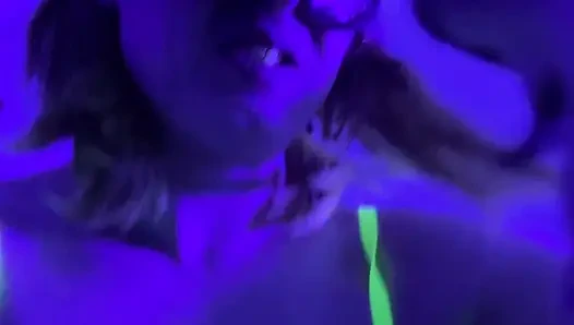 Submissive & Glow Fuck (Part 2)