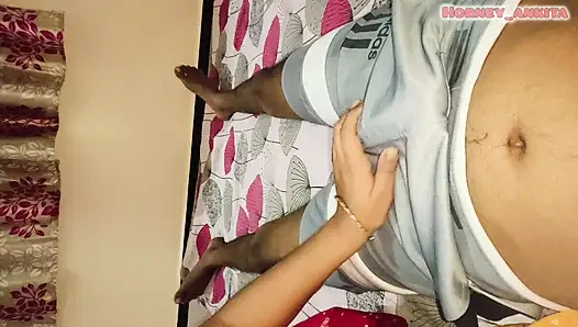 ИНДИЙСКАЯ СЕСТРА ДЕЗИ МАСТУРБИРУЕТ БОЛЬШОЙ ЧЕРНЫЙ ЧЛЕН СВОДНОГО БРАТА XXX