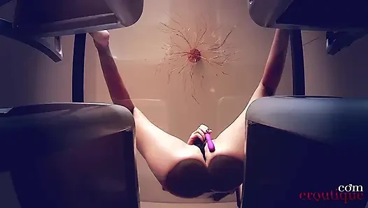 Katya Clover - Mein Squirting Tisch (pov)