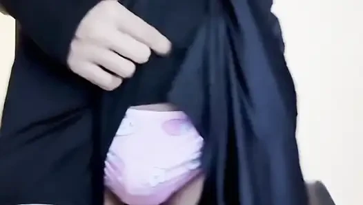 Showing off - Bulgarian sissy