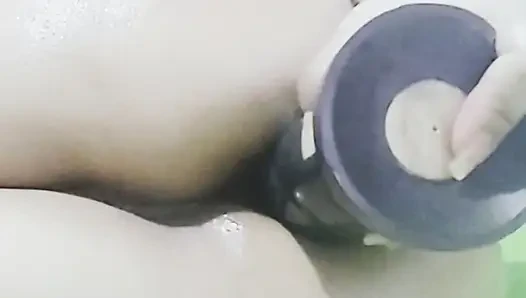 MILF Mature stepmom looks for someone to put a huge cock in her 3