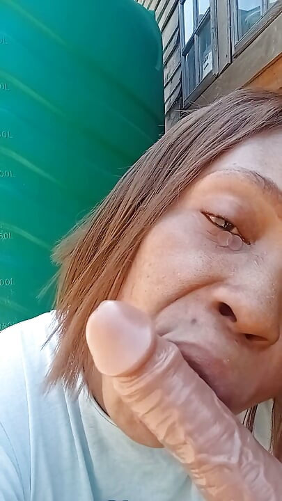 Gezichtfetisj, lippenwoest, extreem close-up aftellen tot klaarkomen.