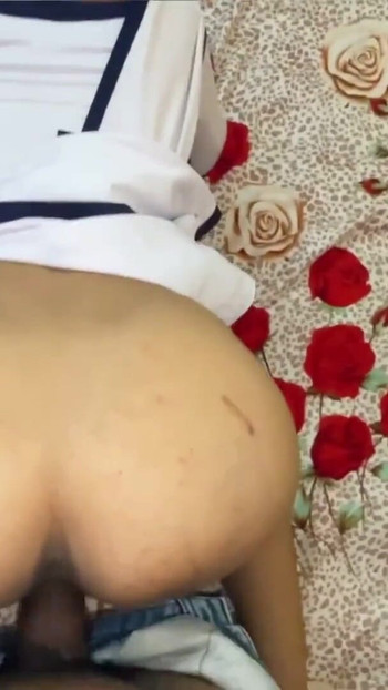 "क्लोजअप भारतीय स्कूल लड़की ने गणित कक्षा के बाद शिक्षकों के बड़े काले लंड से चूत में वीर्य लिया" से मनोरम पल"