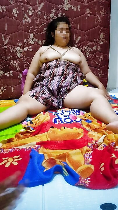 Showing off Her Sexy Body. by Wearing Lingerie. in Front of a Foreign Man.