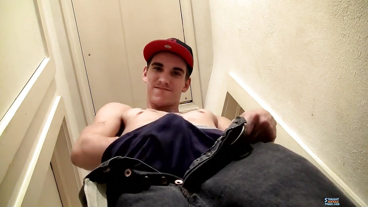 Hung Straight Cherokee Strokes