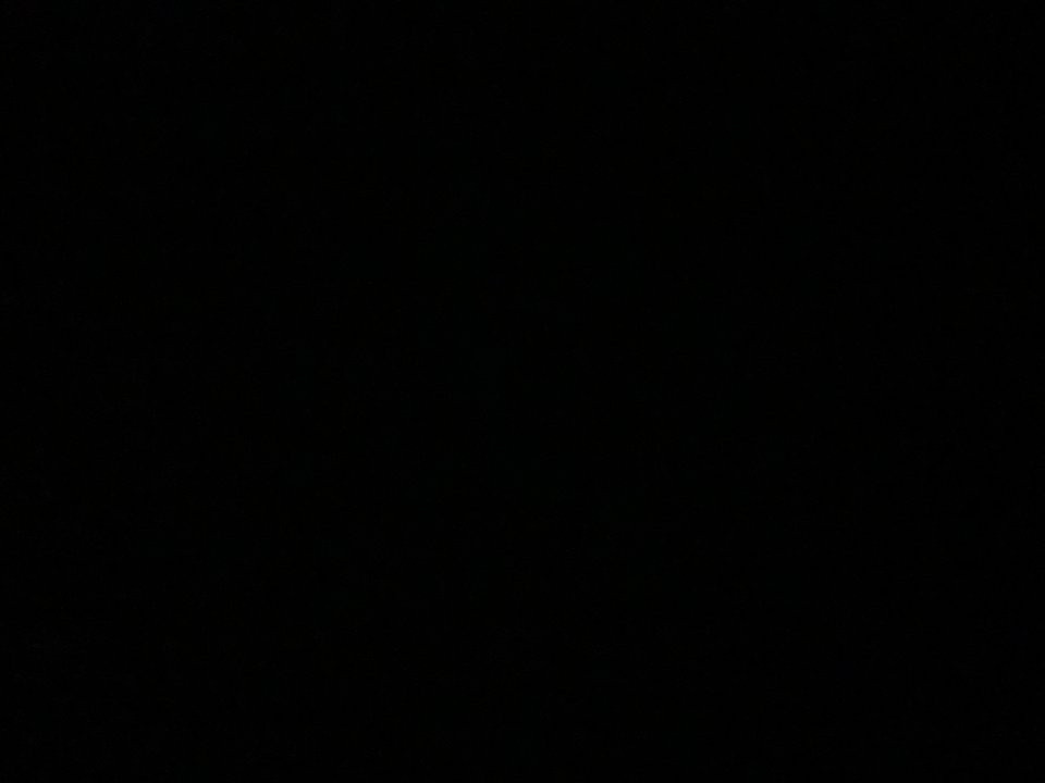 Any lesbian wanna play around in my bedroom