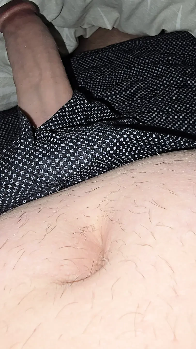 Step Son Recives Handjob from the best step mom in the world, how to jerk off big cock
