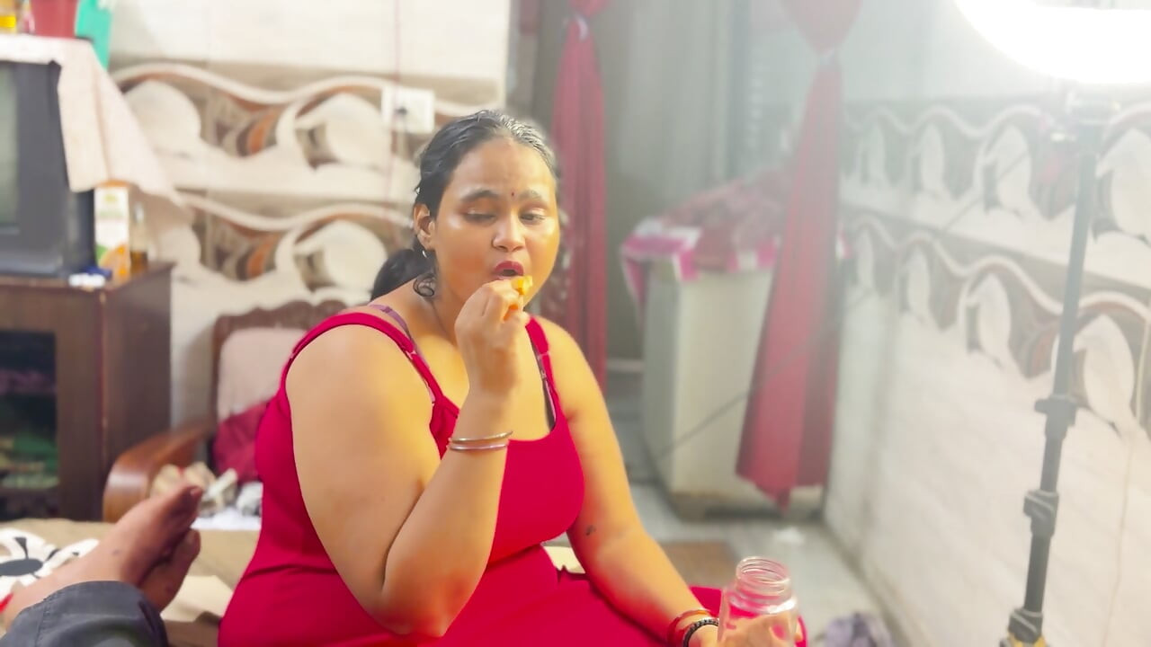 Red Dress - Booked Her for the Whole Night, Fucked Her Hard in Hotel Hindi Video Part 2