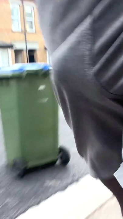 I sînt swinging într-o plimbare în această călduri intense