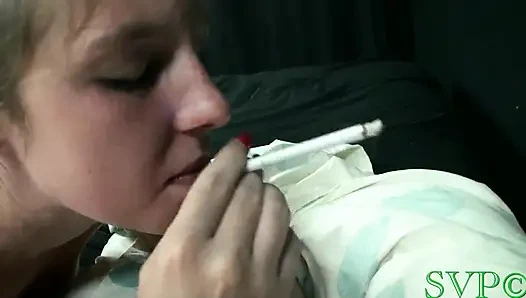 Güzel bell 9 aylık hamile erkek arkadaşı tarafından sikiliyor