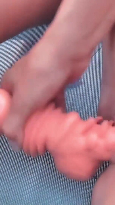 Emotivni trenutak iz "Boneca aberracao esguichando sexo video amador"