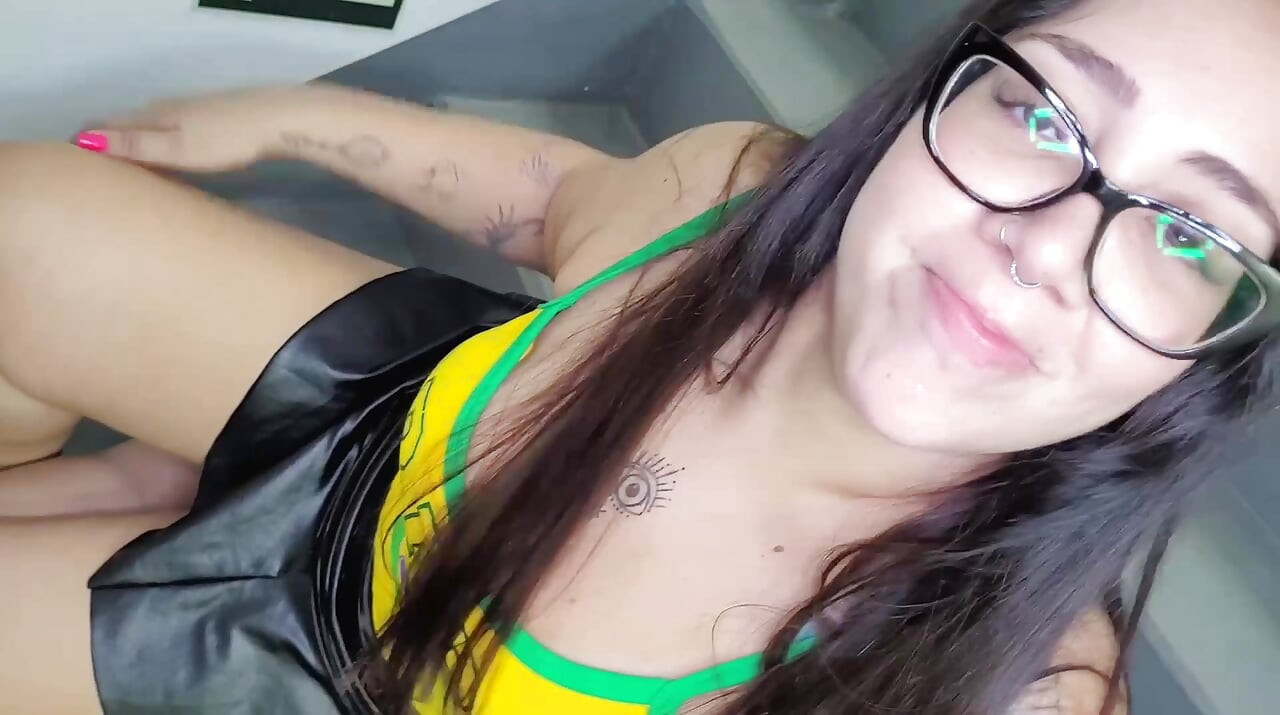 My Perverted Neighbor Fucked Me on the Stairs of the Building, I Had to Cum Quietly so We Wouldn't Get Caught