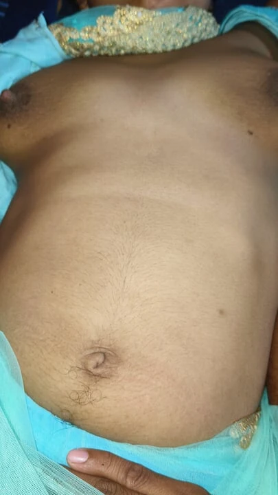 집에서 촬영한 영상 마누라와 남편 ki Desi 도기 스타일로 섹시해