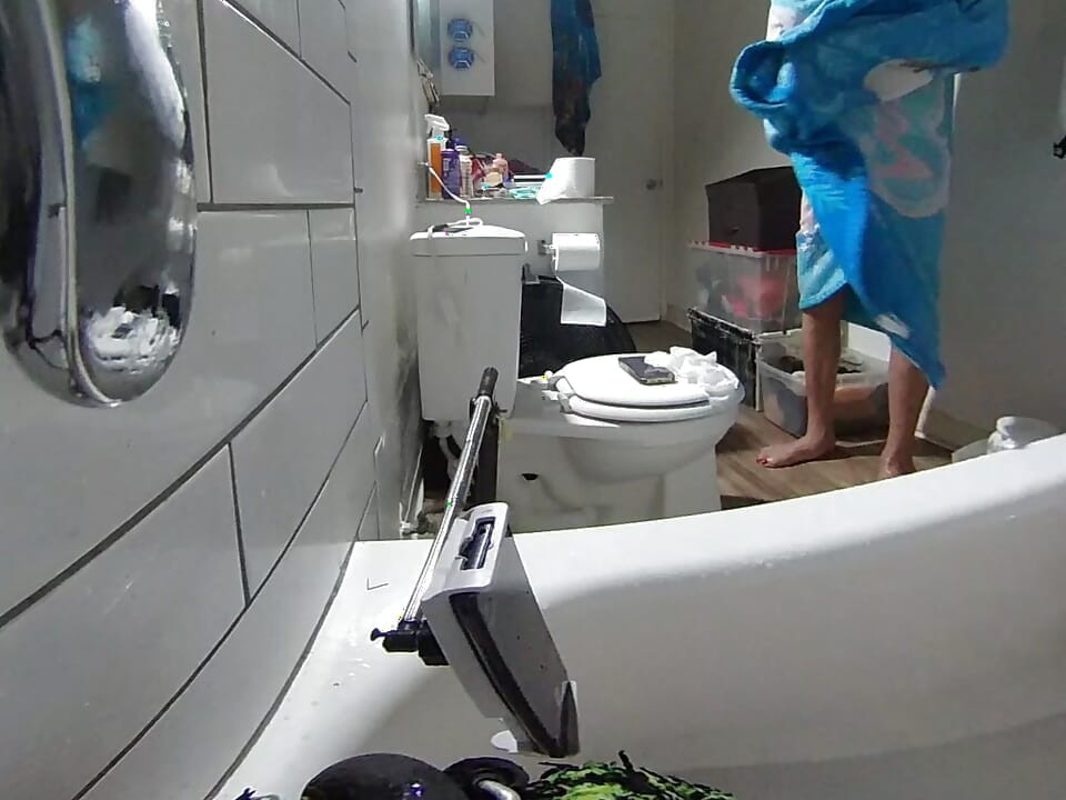 LizzyYum VR JUNE 2026 EDGING #9