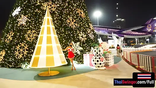 Santas helper uniform looks great on HOT big ass Thai girlfriend