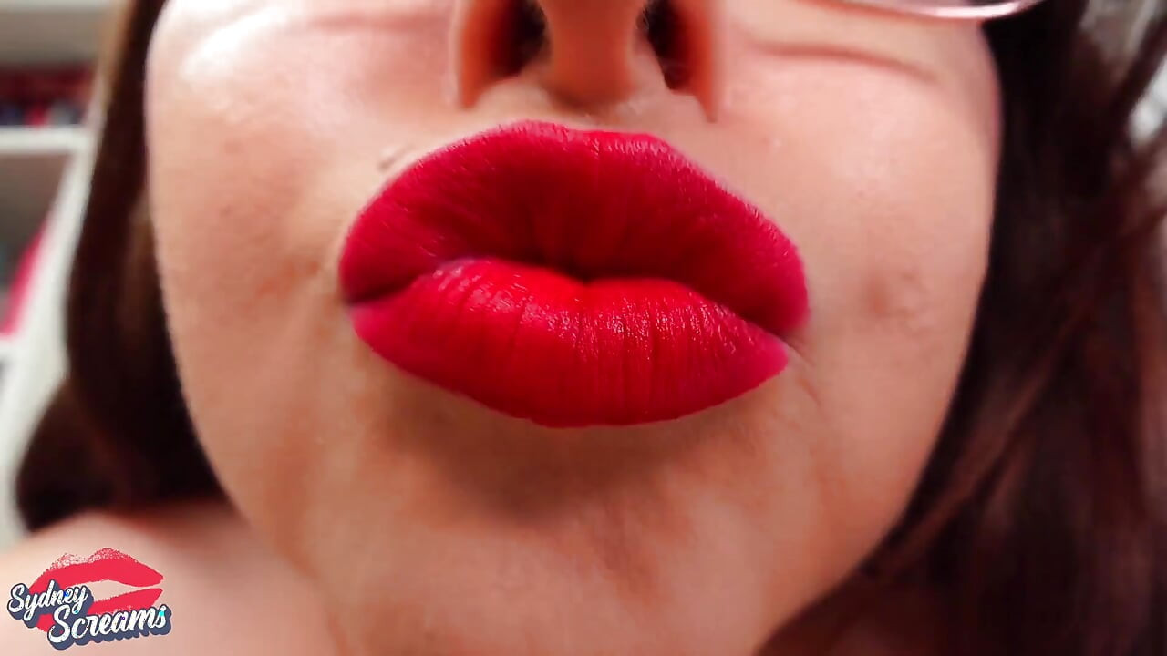 Sales Training - You Teach Your Frumpy Saleslady Sydney Screams How to Use Her Looks and Body to Get What She Wants