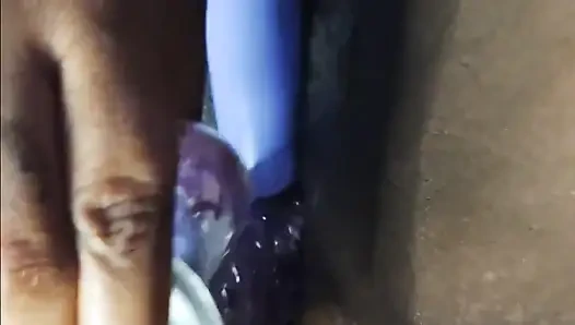 Lola Bunni Shoving It in Her Pussy!!!