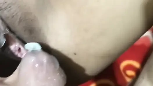 Fickendes desi-zimmermädchen so heiß und sexy zimmermädchen stöhnt laut