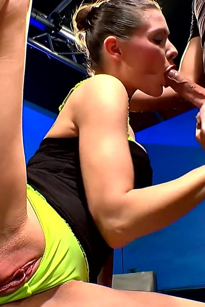 Ggg John Thompson - Cum Fountain Ends Her Gagging Show