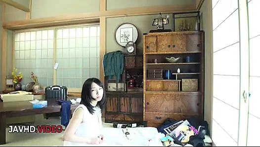 Adegan ayumu ishihara si cewek jepang lagi asik nyepong kontol intens sampai dicrot di dalam