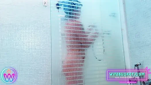 Wifebucket Amateurs - My wifey is playful and orgasmic