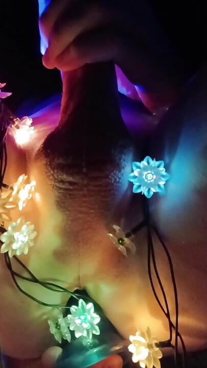 新しいアナル、幸せ。信じられないほどの前立腺オーガズム