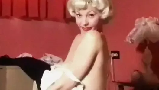 QUE SERA SERA  -vintage 60s busty blonde undresses