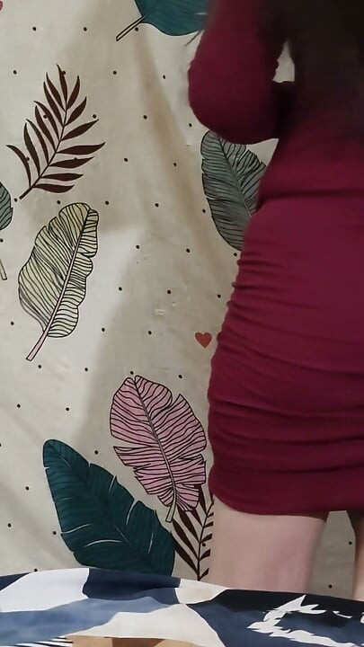 Red Dress See My Bhabhi Sunni Indian Housewife Hot Scenes