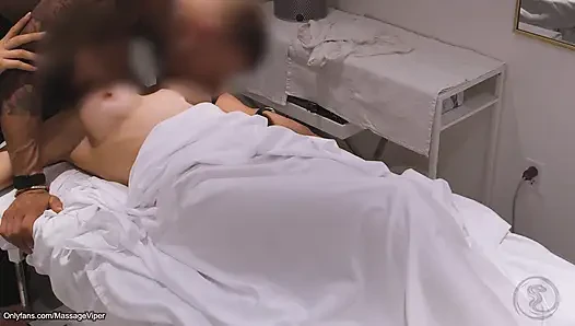 Cheating Wife Fucks the Massage Therapist