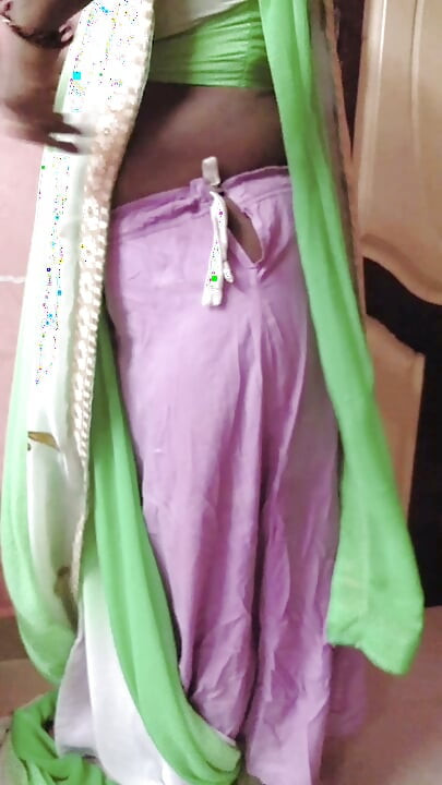 Desi Tamil Slut Wife Renu No Bra Blouse & No Panty Petticoat Saree Tease for Secret Lover! Indianhotwifex