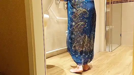 Selena'nın çişle günlük seks oyunlarının bir parçası