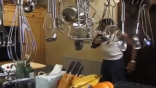 Британские приключения Big Omar: сочная фантазия (2001)