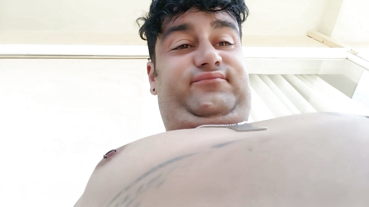 I Love My Fat Look - Double Chin, Big Breast and Big Belly