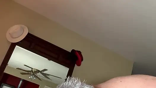 Хороший жесткий трах, ступни на груди сливками для моей киски