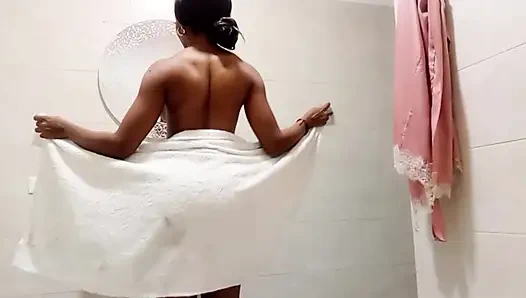 Всего один палец, но все в нужных местах