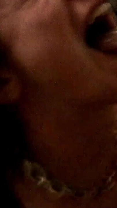 Si sundal Moan dikongkek panggang dan meraba-raba air mani yang besar | Klip 3