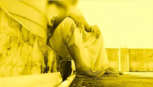 I CATCH MY SHY BHABI IN MY Building on the roof and give her the fuck of pussy on the roof.