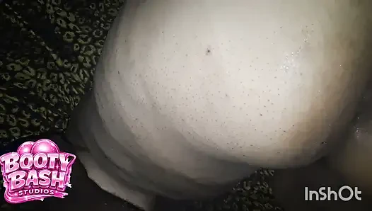 BIG BOOTY BBW ANAL QUEEN SHAKES HER PHAT BUTT